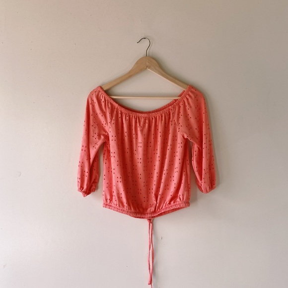 Off the shoulder top - Picture 3 of 3